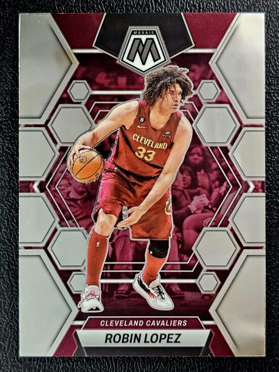 Robin Lopez